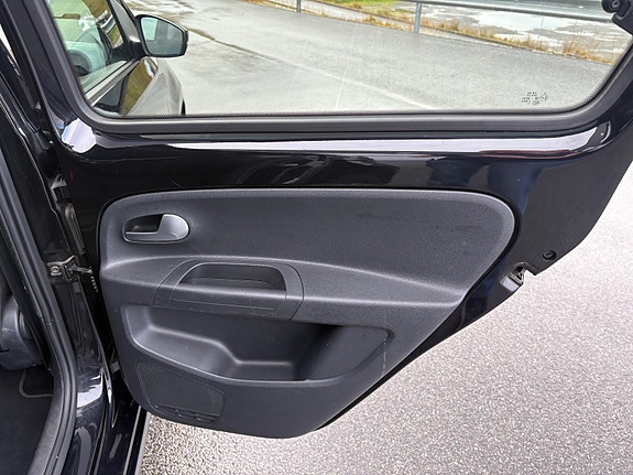 Seat Mii 17 of 30
