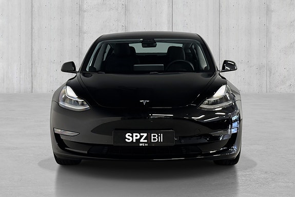 Tesla Model 3 3 of 5