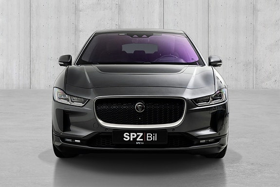 Jaguar I-PACE 4 of 5