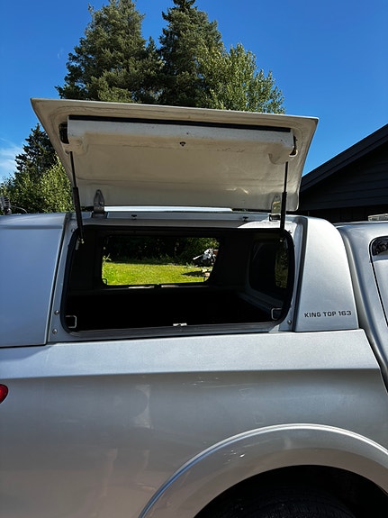 Mitsubishi L200 4 of 17