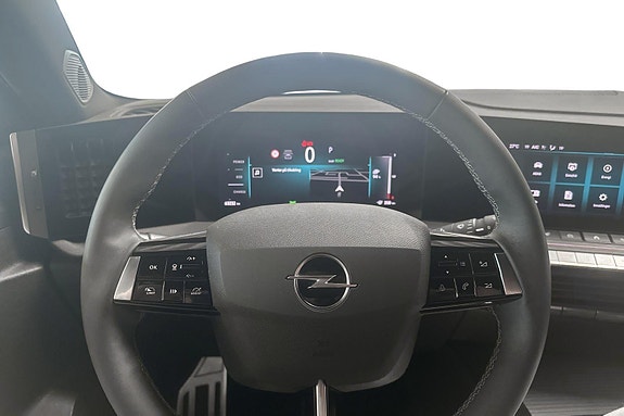 Opel Astra 9 of 24
