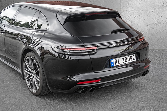 Porsche Panamera Turbo S 12 of 30