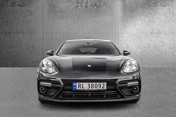 Porsche Panamera Turbo S 3 of 30