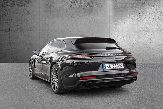 Porsche Panamera Turbo S 13 of 30