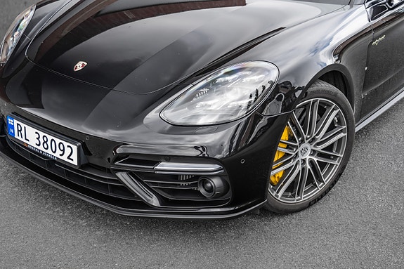 Porsche Panamera Turbo S 2 of 30
