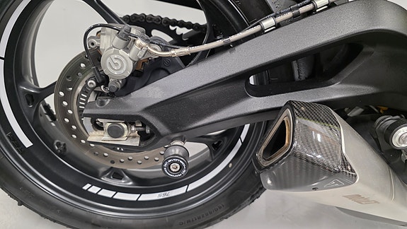 Triumph Street Triple Moto2 10 of 17