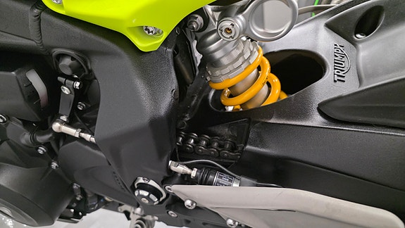 Triumph Street Triple Moto2 9 of 17