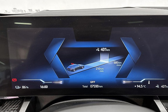 BMW i5 11 of 24