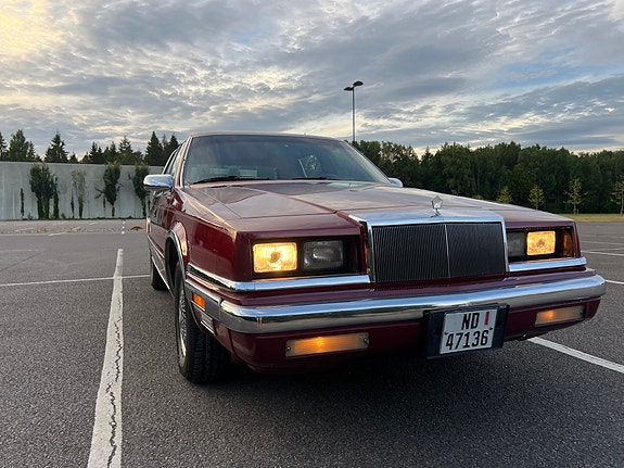 Chrysler New Yorker 4 of 5