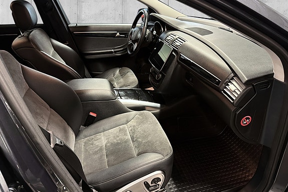 Mercedes-Benz R350 13 of 24