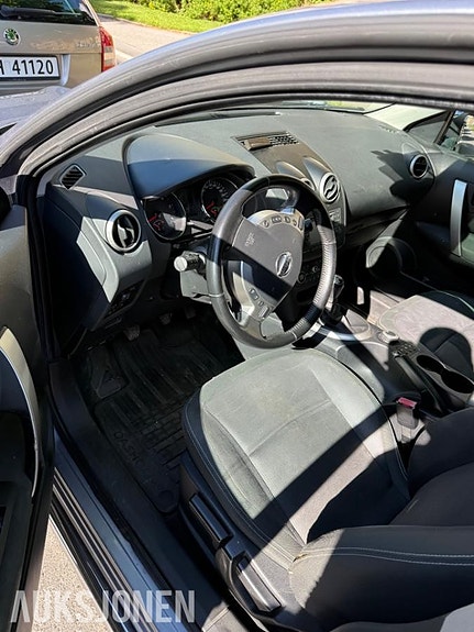 Nissan Qashqai+2 8 of 12