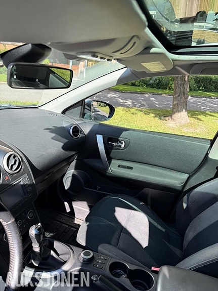 Nissan Qashqai+2 9 of 12