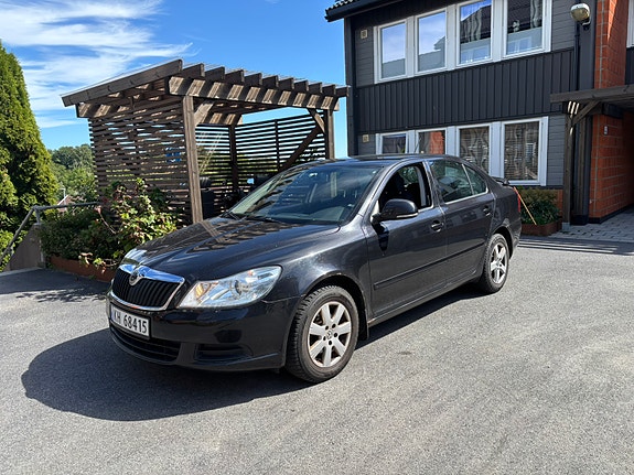 Skoda Octavia 3 of 5