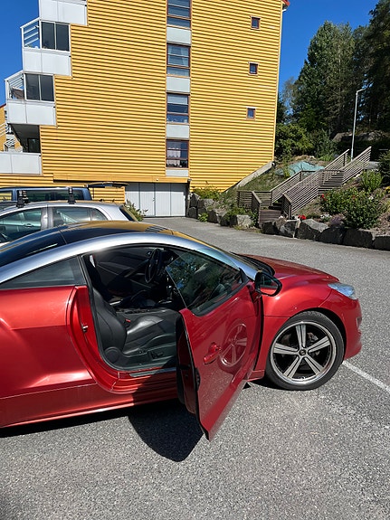 Peugeot RCZ 2 of 12