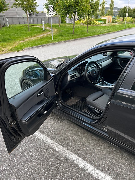 BMW 320d 6 of 14