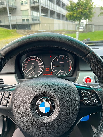 BMW 320d 13 of 14