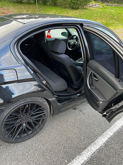 BMW 320d 7 of 14