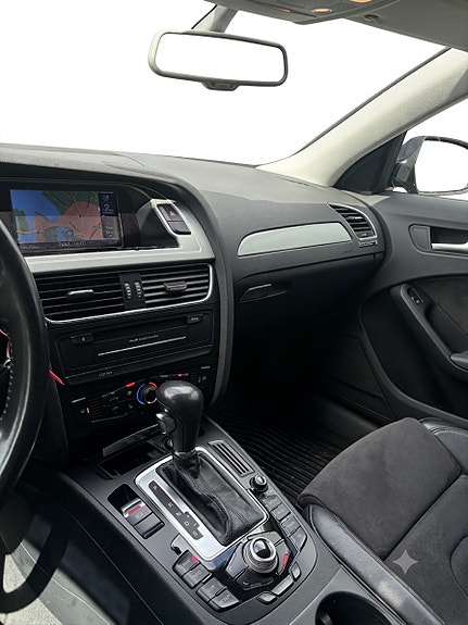 Audi A4 8 of 12
