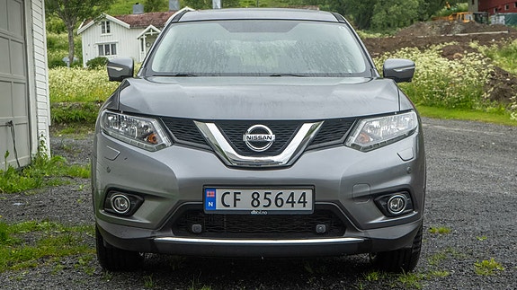 Nissan X-Trail 4 of 5