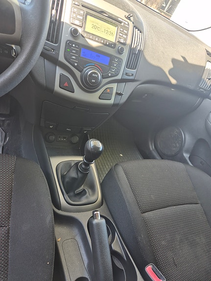 Hyundai i30 4 of 6