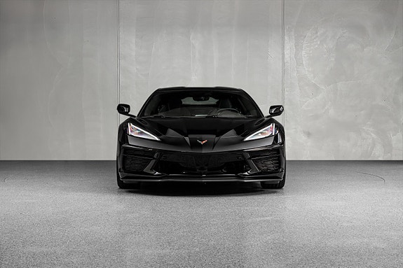 Chevrolet Corvette 16 of 30