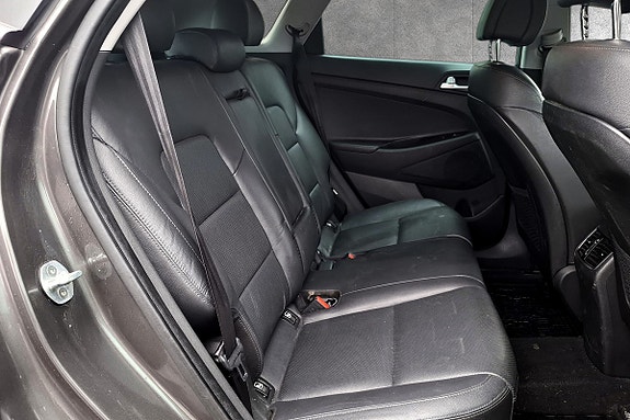Hyundai Tucson 17 of 30