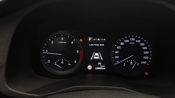 Hyundai Tucson 18 of 30
