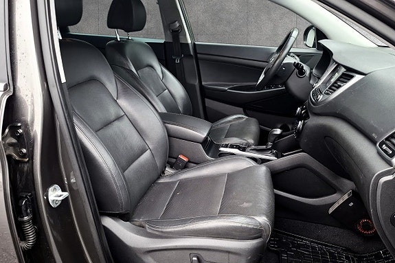 Hyundai Tucson 16 of 30