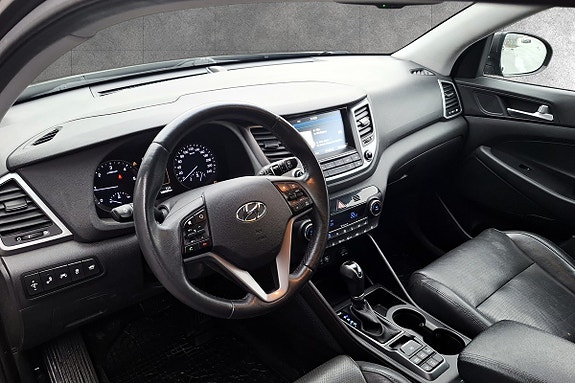 Hyundai Tucson 13 of 30