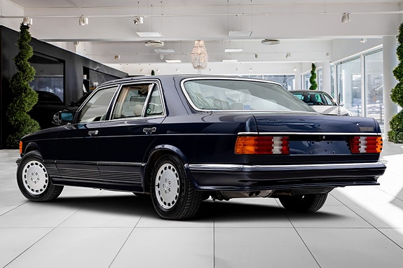 Mercedes-Benz 500 SEL 4 of 5
