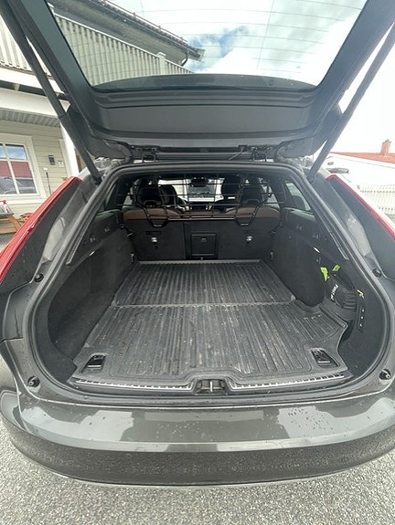 Volvo V90 9 of 14