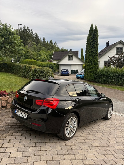 BMW 116i 5 of 5