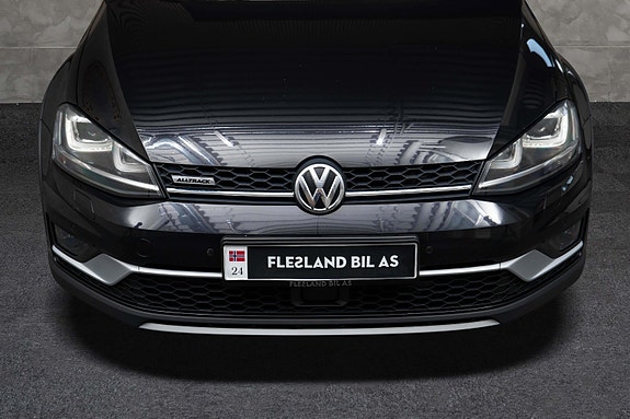 Volkswagen Golf Alltrack 5 of 5