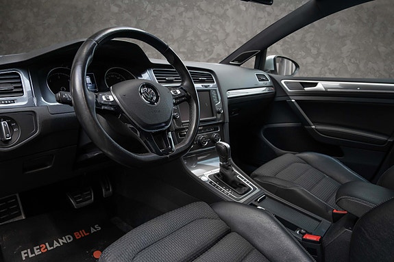Volkswagen Golf Alltrack 27 of 30
