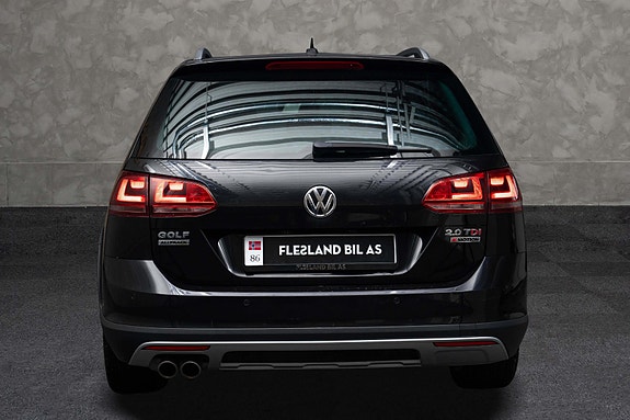 Volkswagen Golf Alltrack 9 of 30