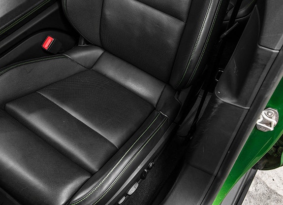 Porsche Taycan Cross Turismo 18 of 30