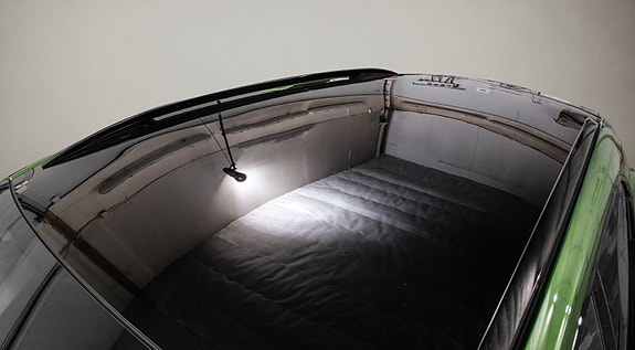 Porsche Taycan Cross Turismo 10 of 30