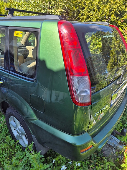 Nissan X-Trail 4 of 5