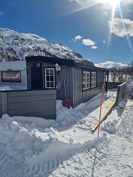 Dethleffs Camper 720 SK med spikertelt på fast plass på Skarsvatnet Camping / Oppdal 2 of 28
