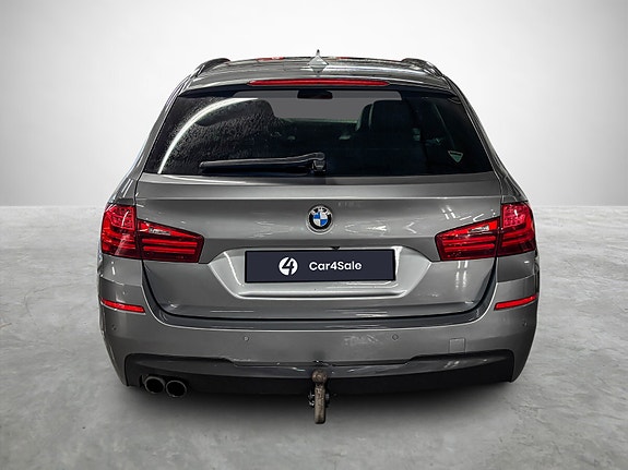 BMW 528i 4 of 30