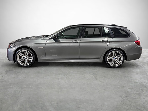 BMW 528i 2 of 30