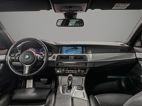 BMW 528i 16 of 30