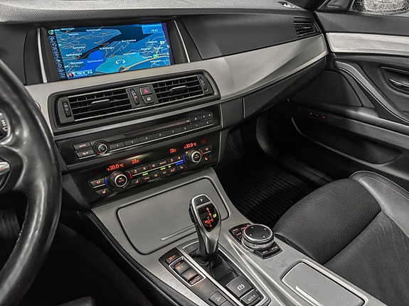 BMW 528i 30 of 30