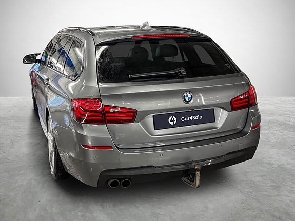 BMW 528i 3 of 30
