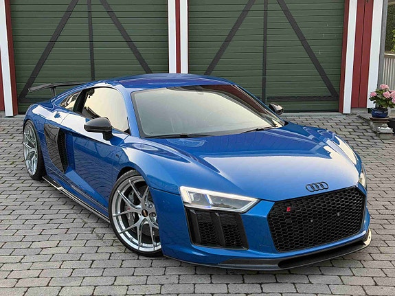 Audi R8 10 of 30