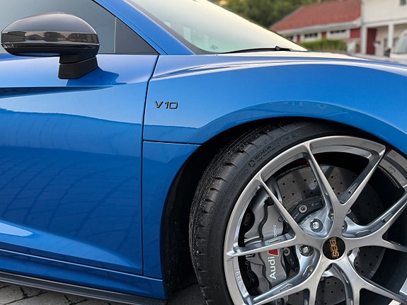 Audi R8 11 of 30