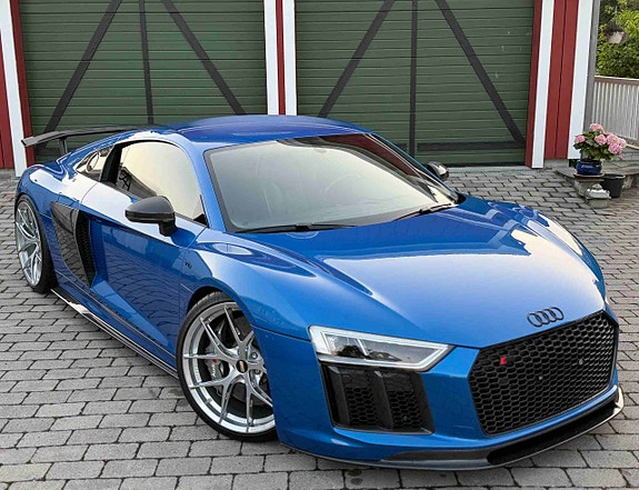 Audi R8 9 of 30