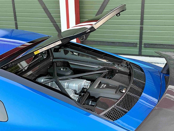 Audi R8 17 of 30