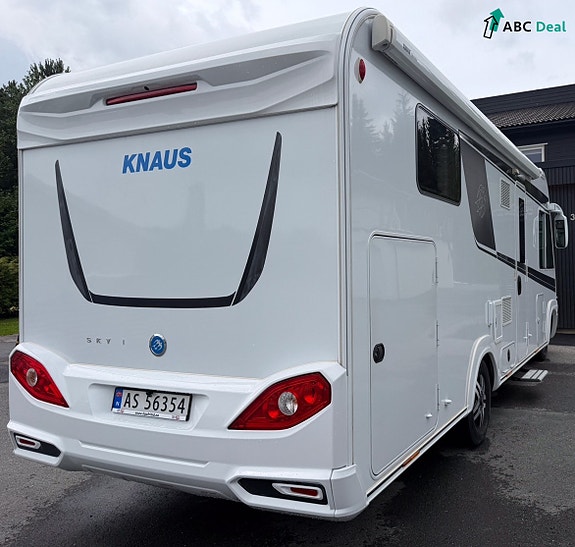 Knaus R 04 SKY I 700 LX 7 of 30