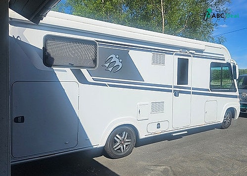 Knaus R 04 SKY I 700 LX 6 of 30